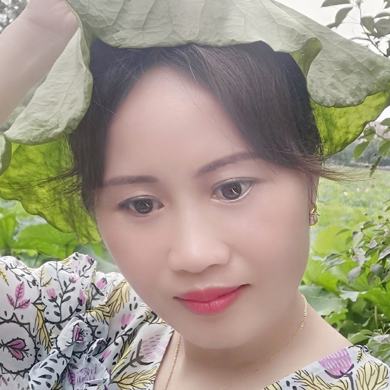 花开半夏的第一张照片--咸阳相亲服务中心