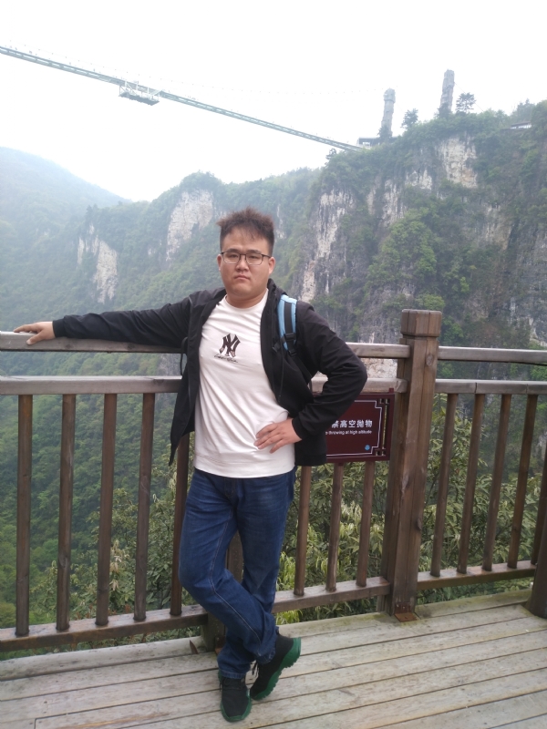 简单的第一张照片--咸阳相亲服务中心