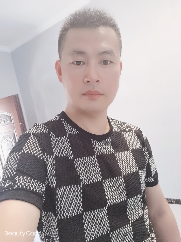 快乐无罪的第一张照片--咸阳相亲服务中心