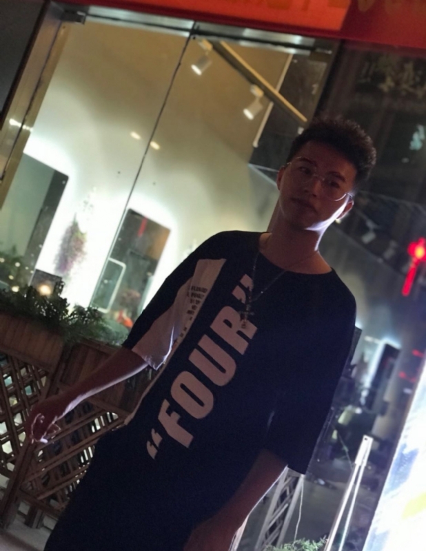 寻找的第一张照片--咸阳相亲服务中心