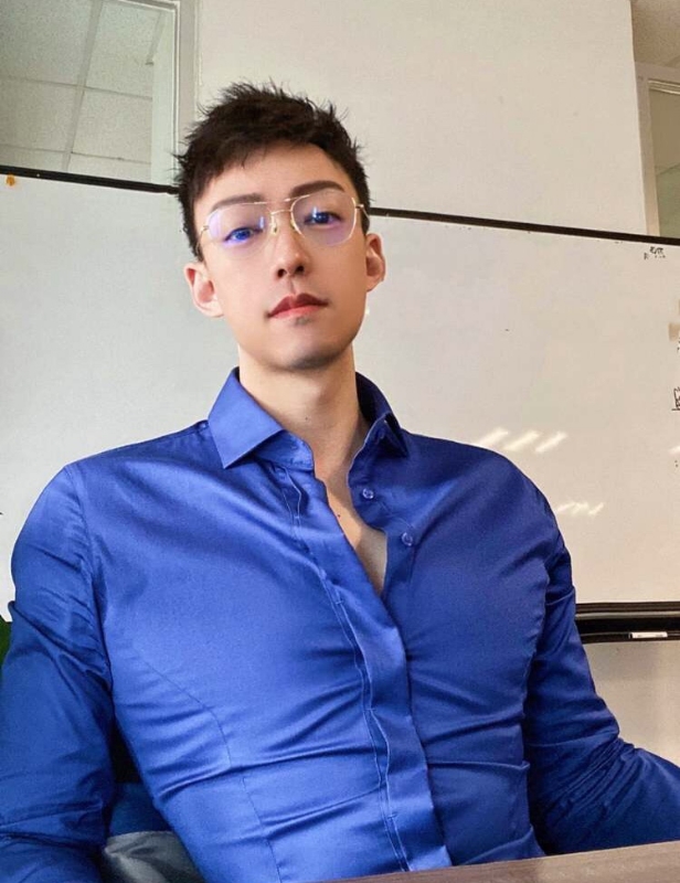 黎明的梦的第一张照片--咸阳相亲服务中心