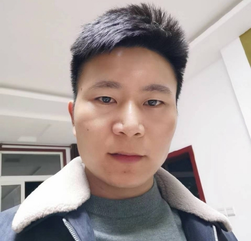 延峰的第一张照片--咸阳相亲服务中心