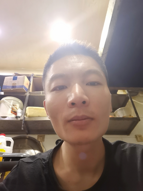 邹先生的第一张照片--咸阳相亲服务中心
