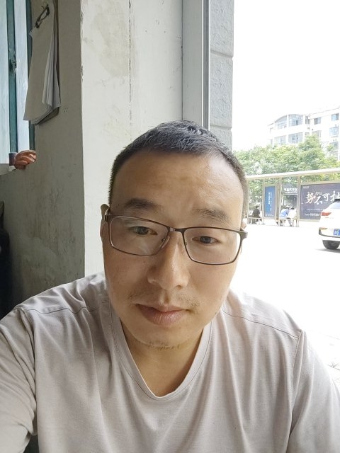 转身的距离的第一张照片--咸阳相亲服务中心