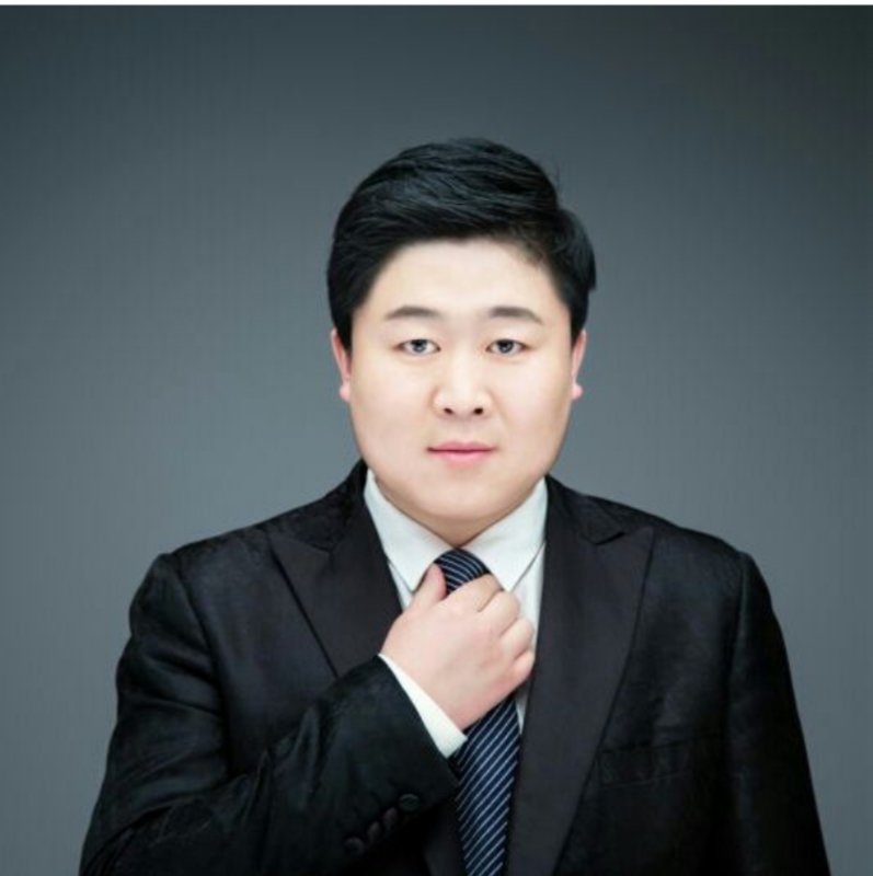 迷途小书童的第一张照片--咸阳相亲服务中心