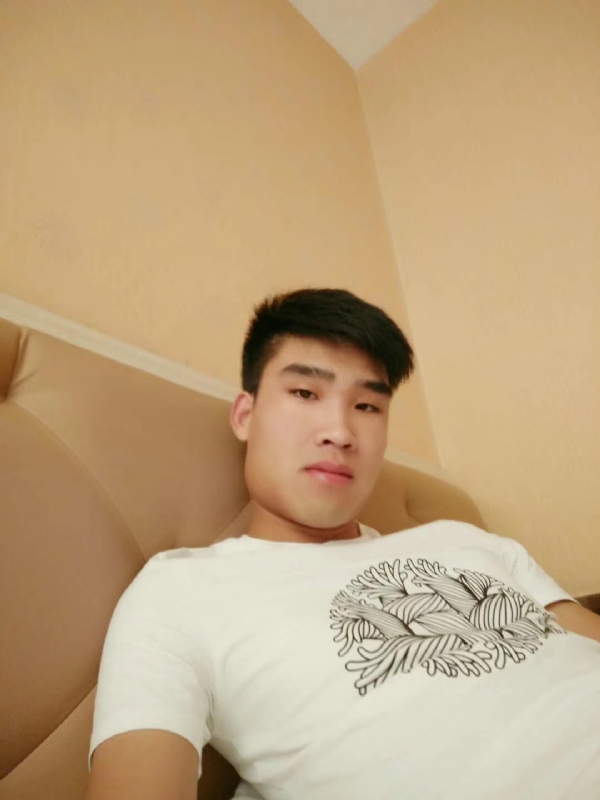 谁不曾孤单上路的第二张照片--咸阳相亲服务中心