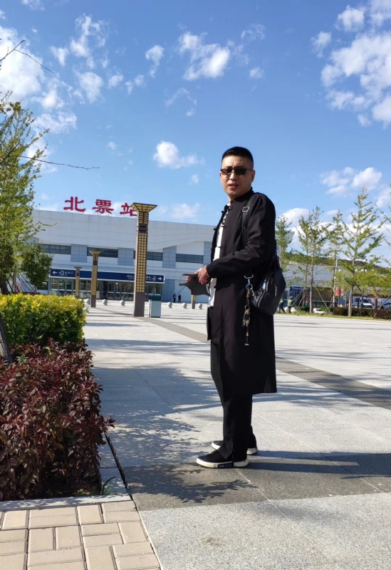 仟佰渡的第一张照片--咸阳相亲服务中心