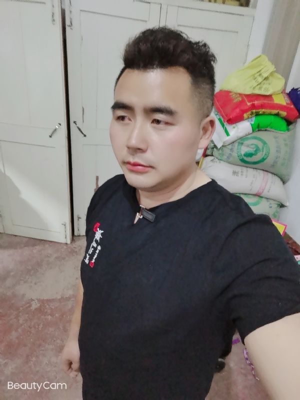 阿杰的第一张照片--咸阳相亲服务中心