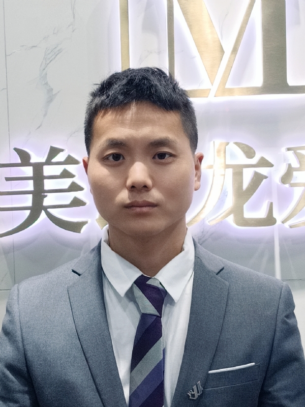 武路的第一张照片--咸阳相亲服务中心