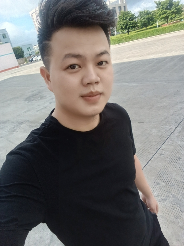 清风的第一张照片--咸阳相亲服务中心