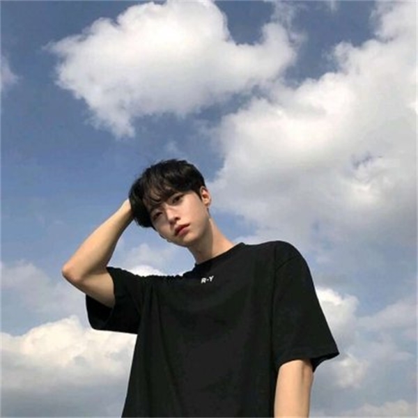 不忘初心的第一张照片--咸阳相亲服务中心