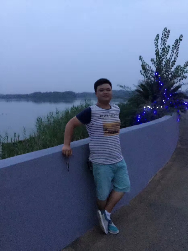 RLC的第一张照片--咸阳相亲服务中心