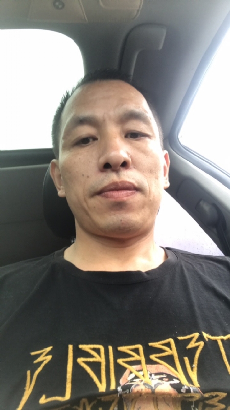 迷茫的第一张照片--咸阳相亲服务中心