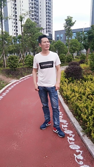 真诚相待的第一张照片--咸阳相亲服务中心