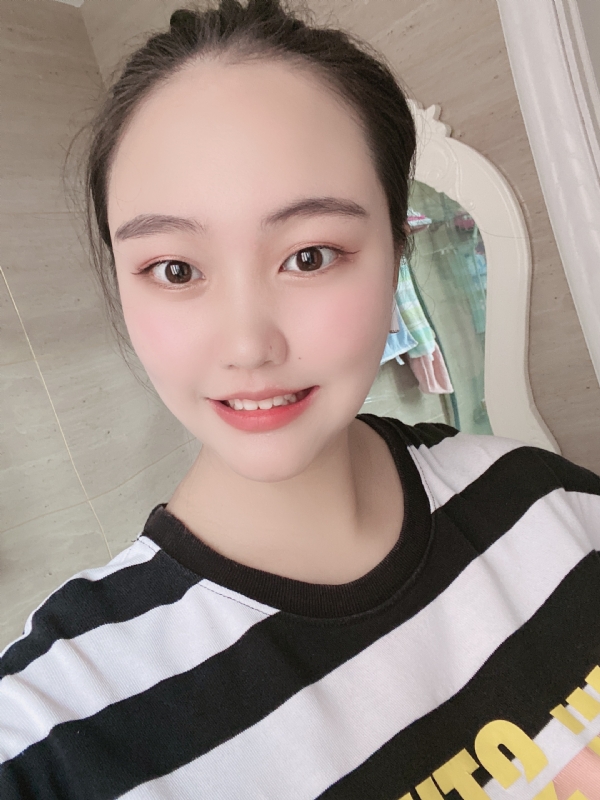 灵儿的第二张照片--咸阳相亲服务中心
