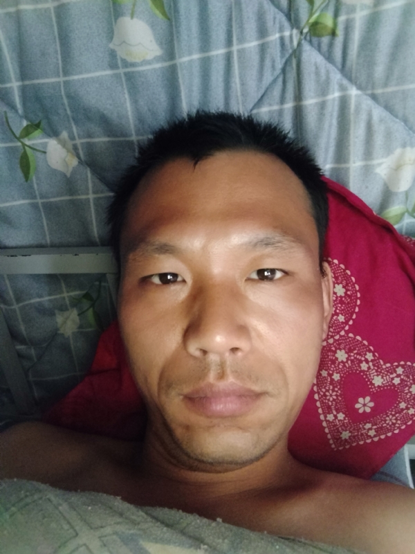 弘扬的第一张照片--咸阳相亲服务中心