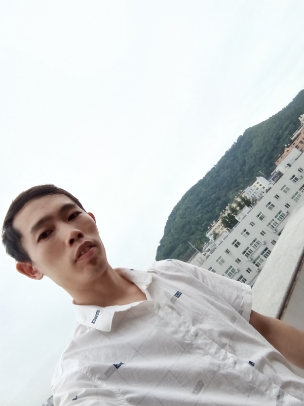 会飞的鱼的第一张照片--咸阳相亲服务中心