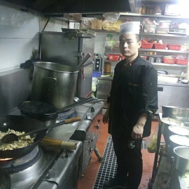 珍惜才配拥有的第一张照片--咸阳相亲服务中心