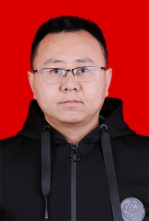 小熊维尼的第一张照片--咸阳相亲服务中心
