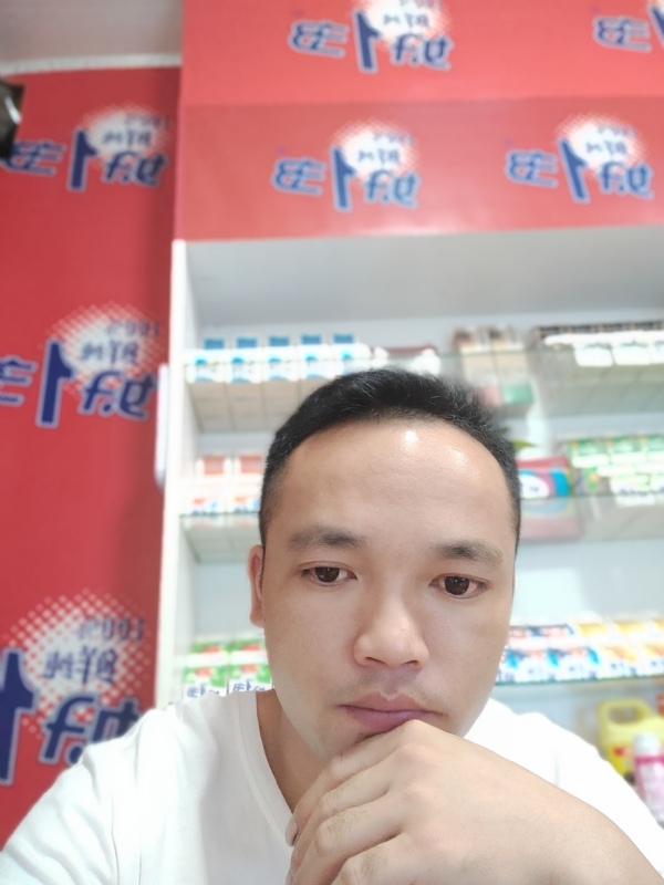 小老弟的第一张照片--咸阳相亲服务中心