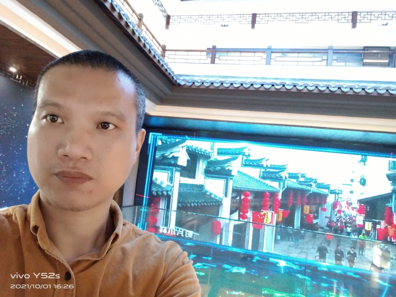 云中漫步的第一张照片--咸阳相亲服务中心