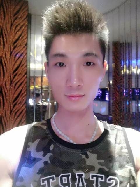 人生如戏的第一张照片--咸阳相亲服务中心