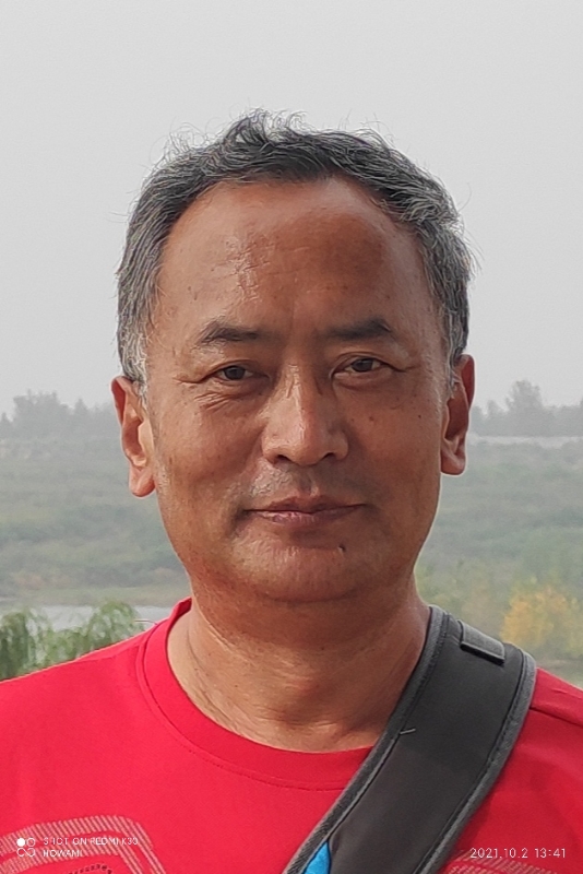 与你同行的第一张照片--咸阳相亲服务中心