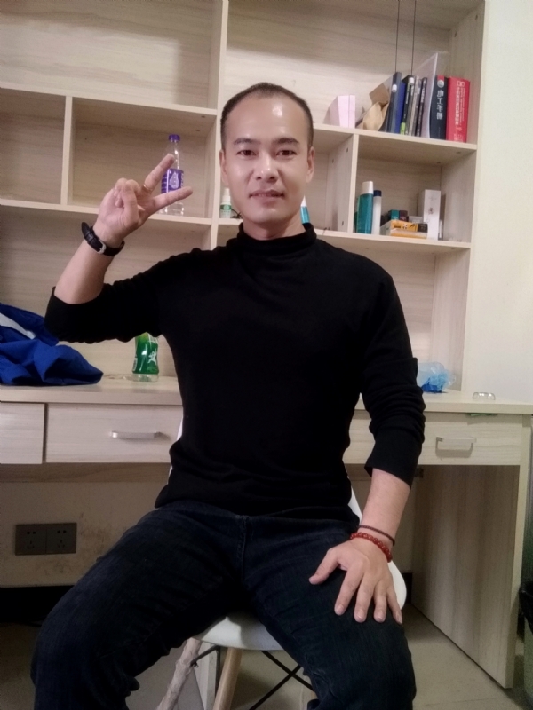 熊大与熊二的第一张照片--咸阳相亲服务中心