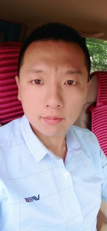 霄上的第一张照片--咸阳相亲服务中心