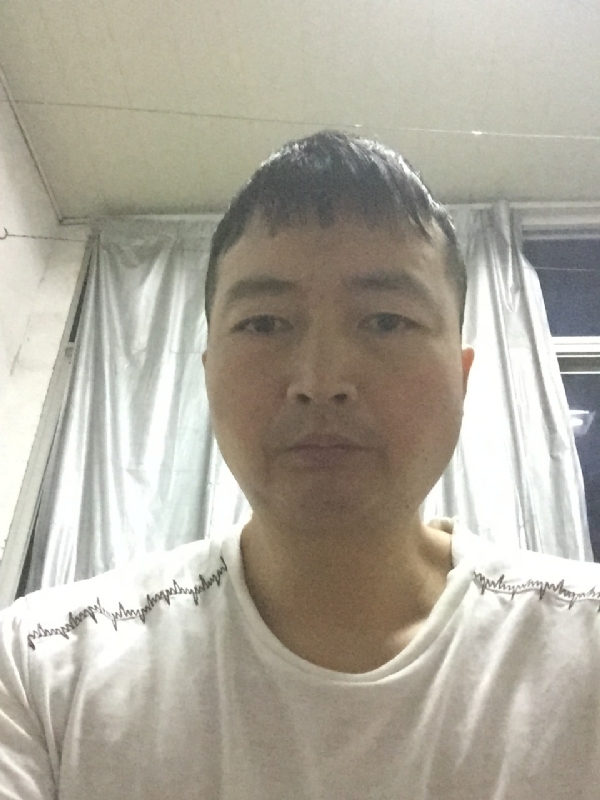 无可取代的第一张照片--咸阳相亲服务中心