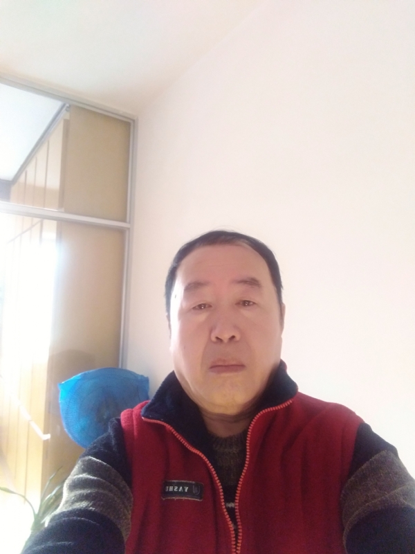 快乐的第一张照片--咸阳相亲服务中心