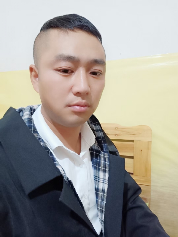 小天的第一张照片--咸阳相亲服务中心