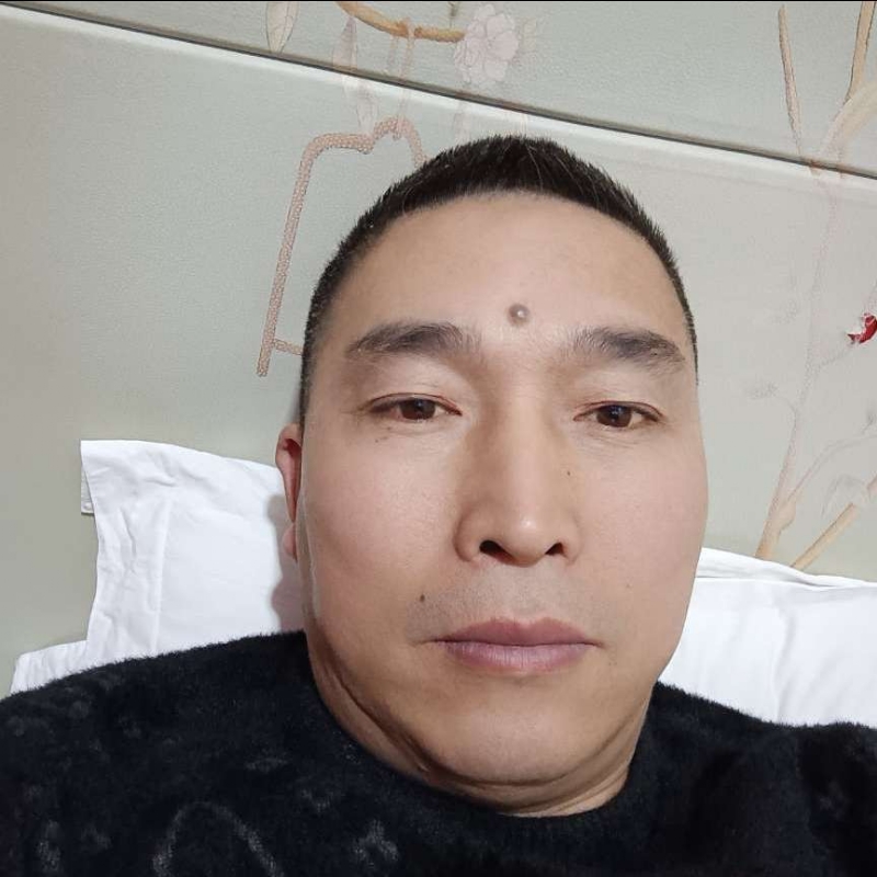 痴情男的第一张照片--咸阳相亲服务中心