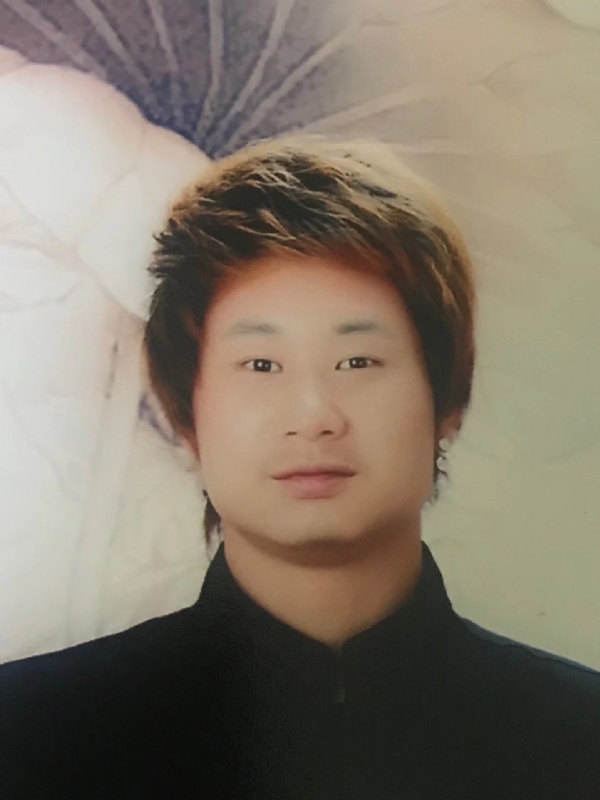 咮辛的第一张照片--咸阳相亲服务中心