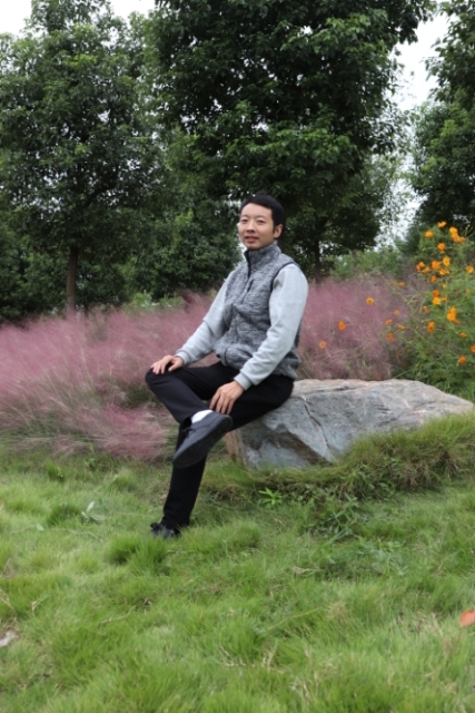 严小木的第一张照片--咸阳相亲服务中心