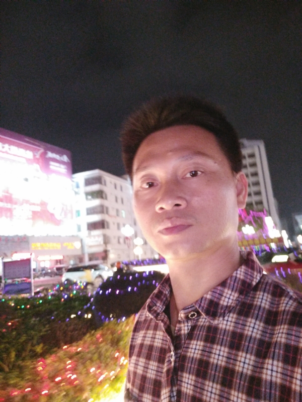 极光的第一张照片--咸阳相亲服务中心