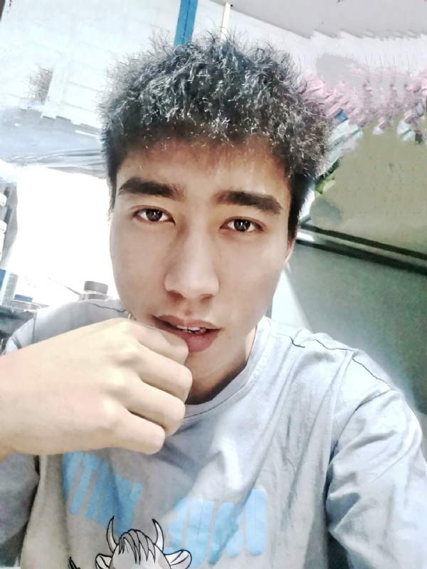 未来可期的第二张照片--咸阳相亲服务中心