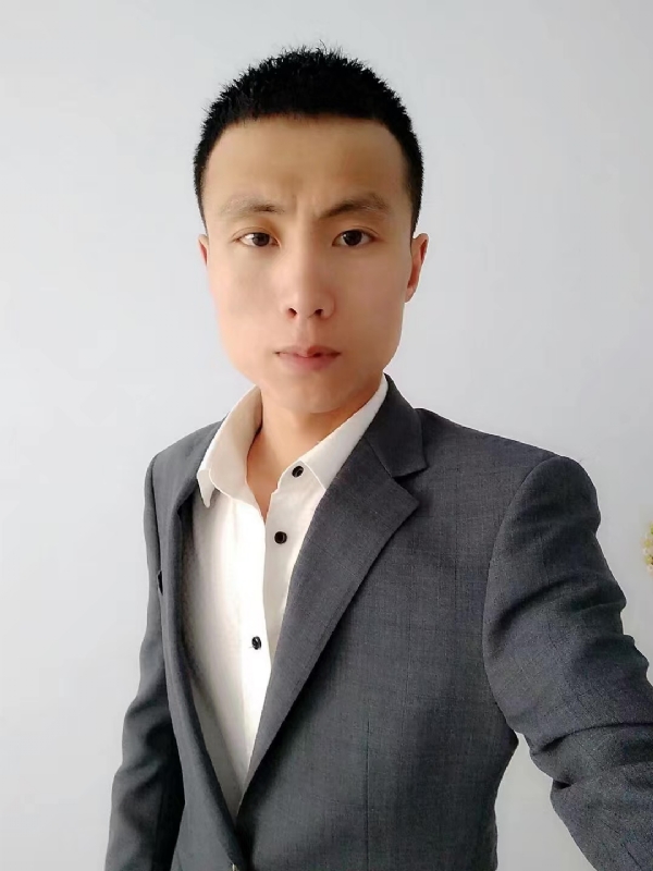 小军的第一张照片--咸阳相亲服务中心