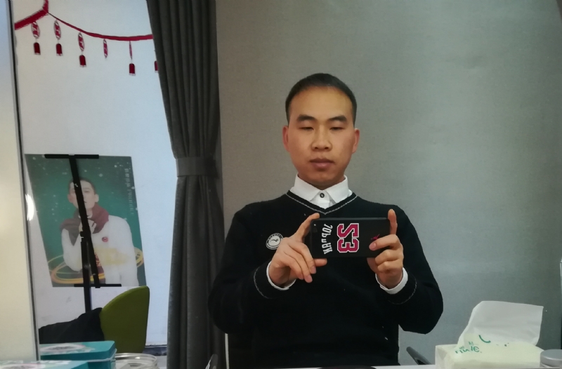 恬淡的第一张照片--咸阳相亲服务中心