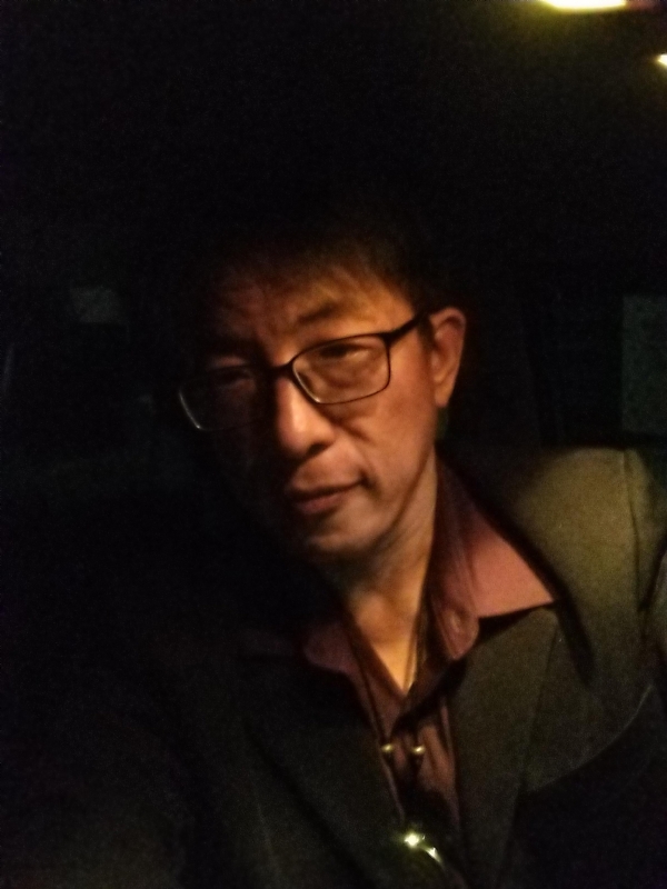 隱姓埋名的第一张照片--咸阳相亲服务中心