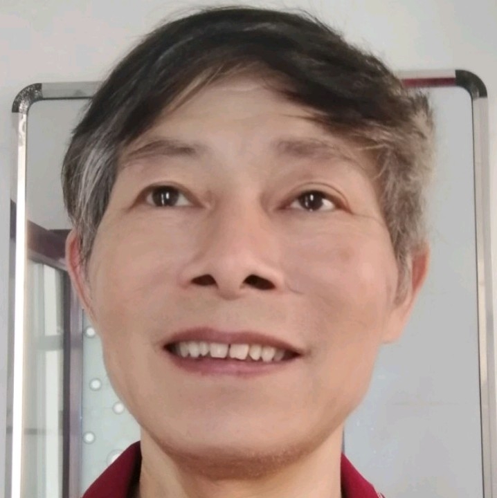 唐衡的第一张照片--咸阳相亲服务中心