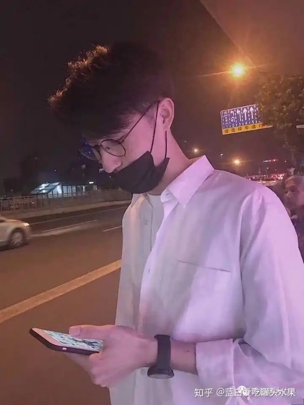 情圣的第二张照片--咸阳相亲服务中心