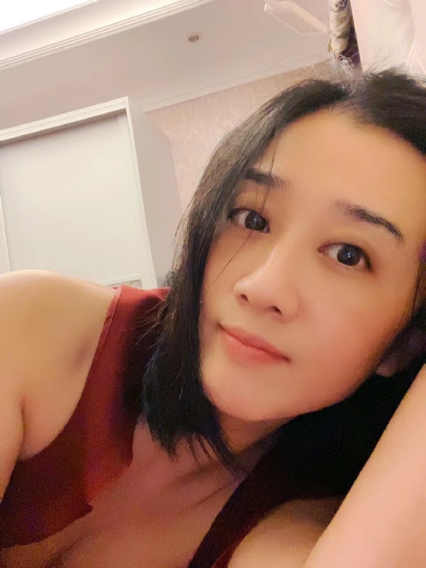 HongYu的第一张照片--咸阳相亲服务中心