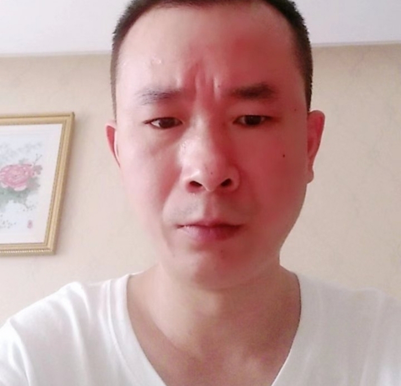 自由飞翔的第一张照片--咸阳相亲服务中心