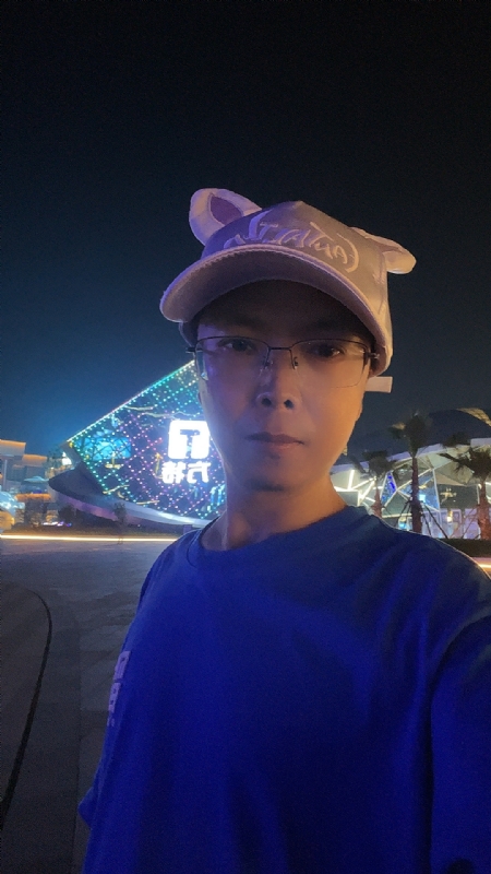 富贵使我们相遇的第一张照片--咸阳相亲服务中心