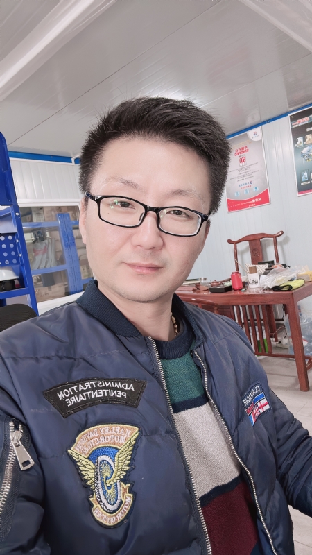 不离不弃的第一张照片--咸阳相亲服务中心