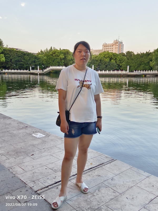 幸福触手可及的第一张照片--咸阳相亲服务中心