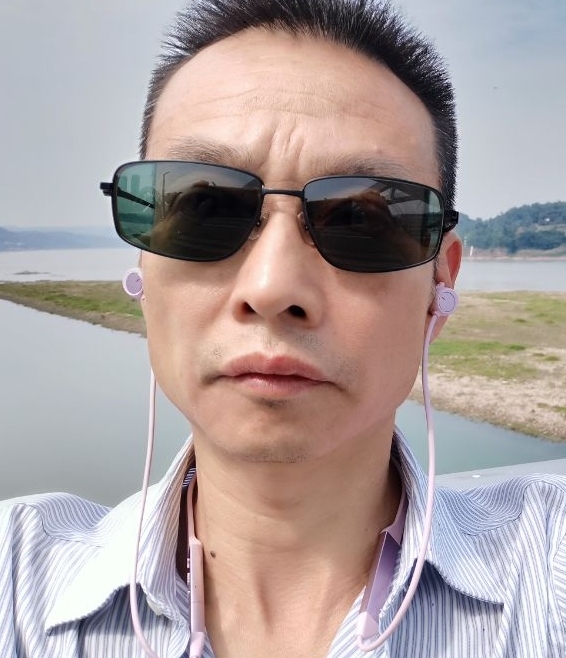 猪哥哥的第二张照片--咸阳相亲服务中心