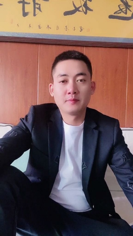 李泽胜的第一张照片--咸阳相亲服务中心