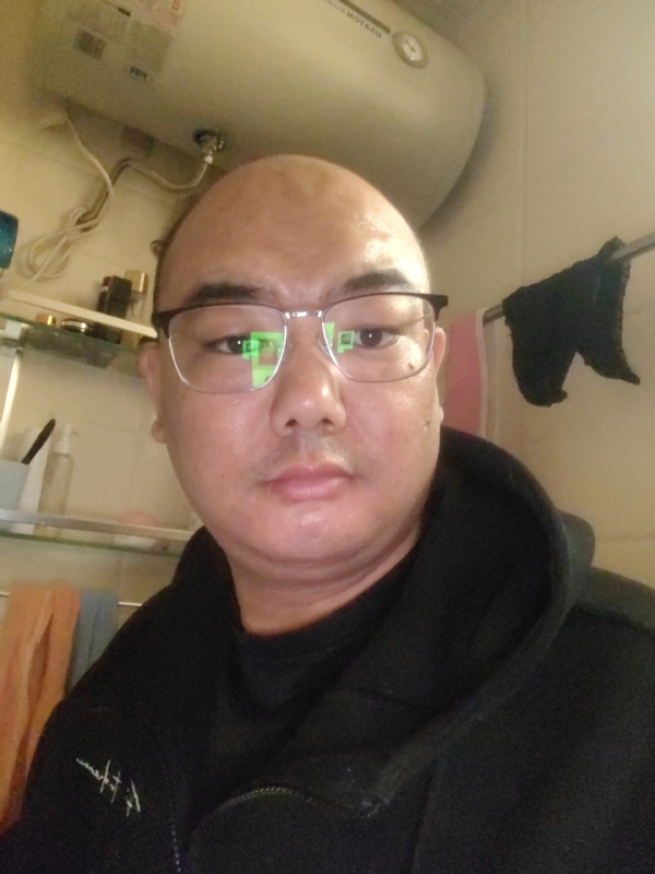 小胖子的第一张照片--咸阳相亲服务中心